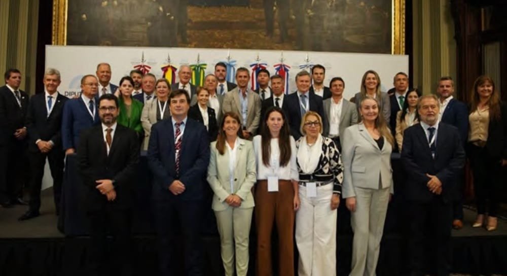 Argentina, Brasil y Paraguay formalizaron acción de rechazo a exigencias ambientales europeas.