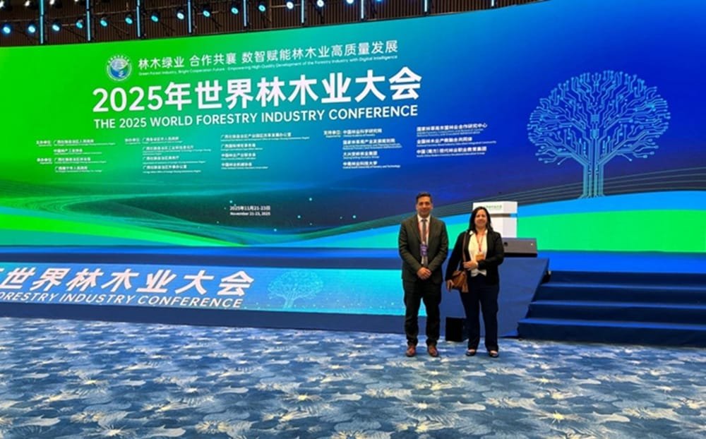 Uruguay participó de la conferencia sobre la industria forestal, en China.