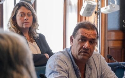 Profesionales de carrera serán “sustituidos por amigotes políticos de Fratti y punteros del FA”.