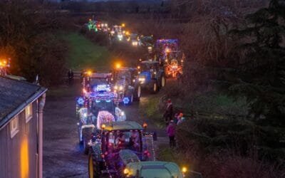 Agricultores, tractores, desfile navideño y un acto de solidaridad.