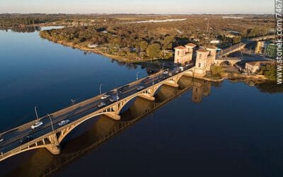 Nuevo puente binacional en el rio Yaguarón