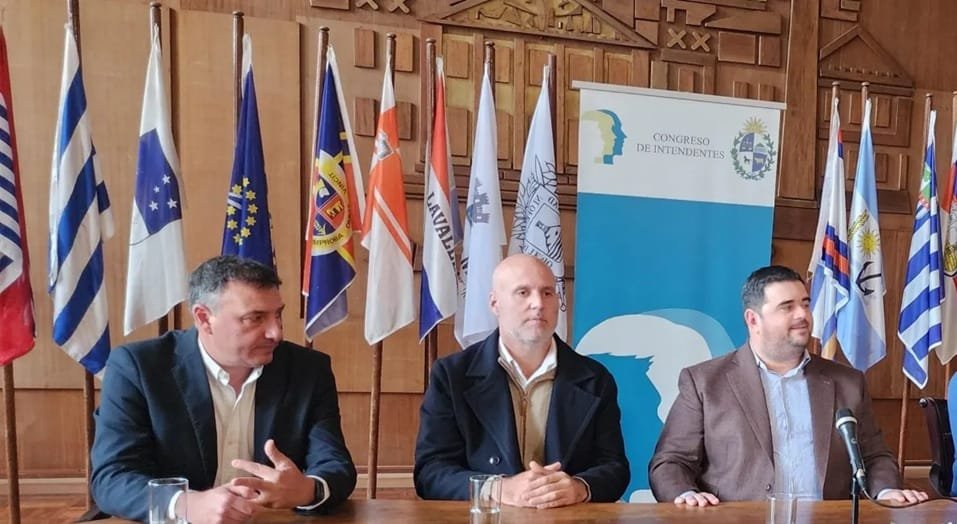Presidente del Congreso de Intendentes acompañará a Orsi en su viaje a China.