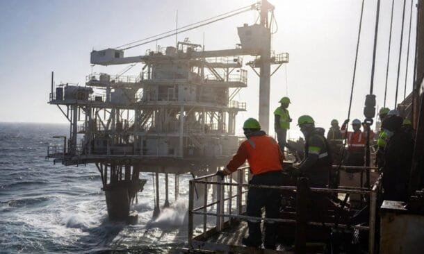 El cierre del estrecho de Ormuz sacude al mundo: el Brent sube 47% en una semana y amenaza con una nueva crisis inflacionaria