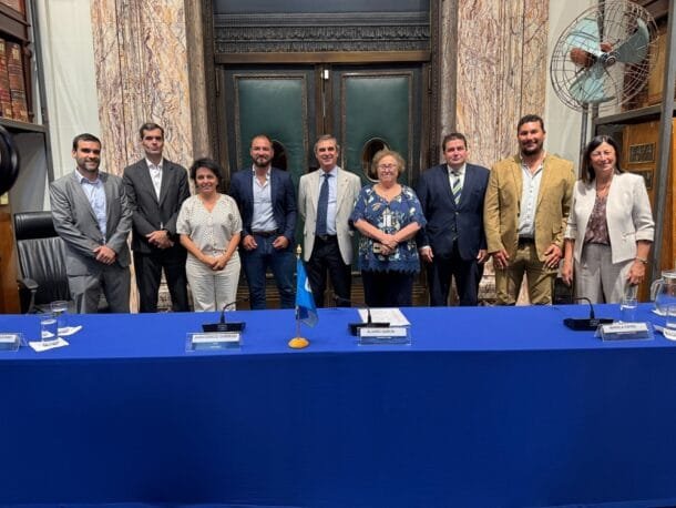 Nuevo acuerdo entre BROU y ANDE apunta a transformar digitalmente a miles de Mipymes uruguayas