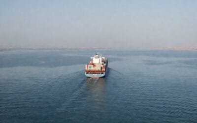 El cierre de Ormuz causará daños en todo el mundo; la OTAN se niega a participar en el conflicto.