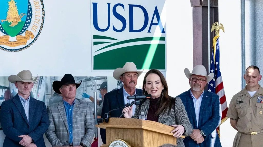 USDA y el Ejército de EE.UU. inician construcción de nueva planta de producción de moscas estériles