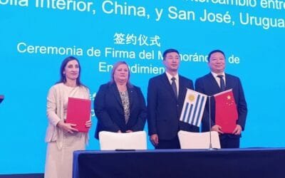 Intendenta Bentaberri realiza visita oficial a China.