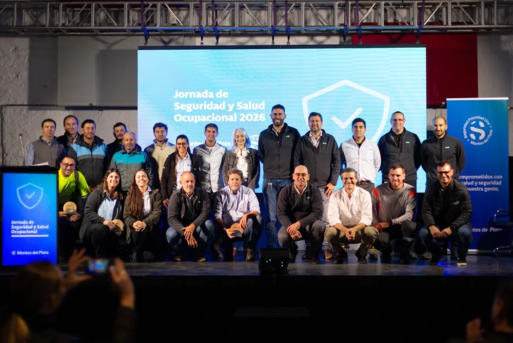 Montes del Plata reconoció a empresas contratistas por su desempeño en seguridad y salud ocupacional.