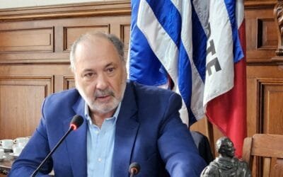 Paros sindicales tensionan el puerto de Montevideo.