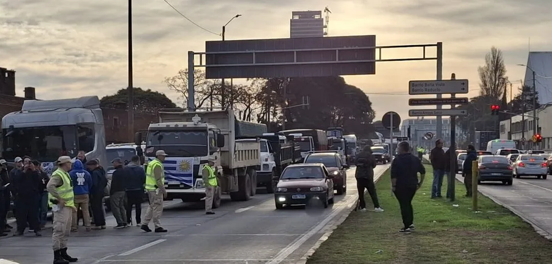 Transportistas autoconvocados no fueron recibidos por el gobierno; las concentraciones seguirán.