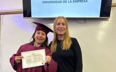 Los logros de aquellos que conocemos se comparten, y sus alegrías también son nuestras.