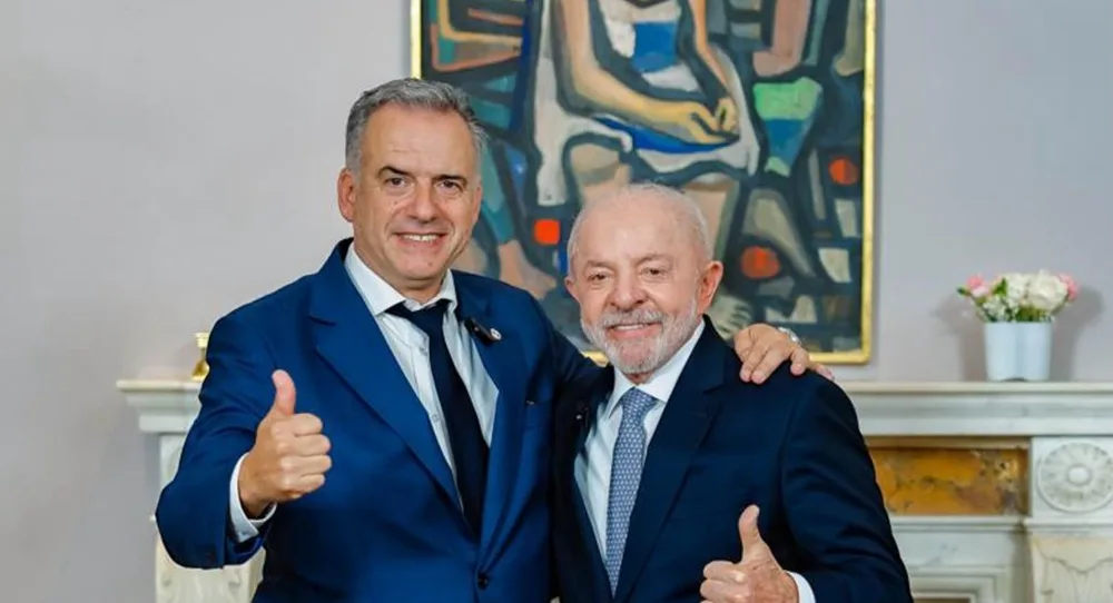 Lula agradeció a Orsi poder usar “excedente de la cuota uruguaya de exportación de carne bovina a China”.