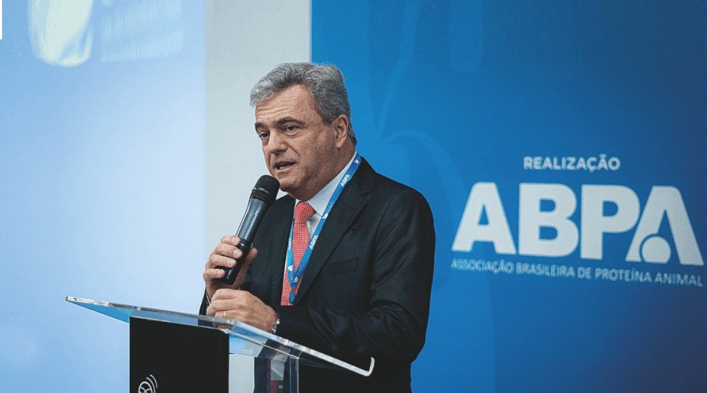ABPA espera la resolución de la UE para exportar carne aviar.